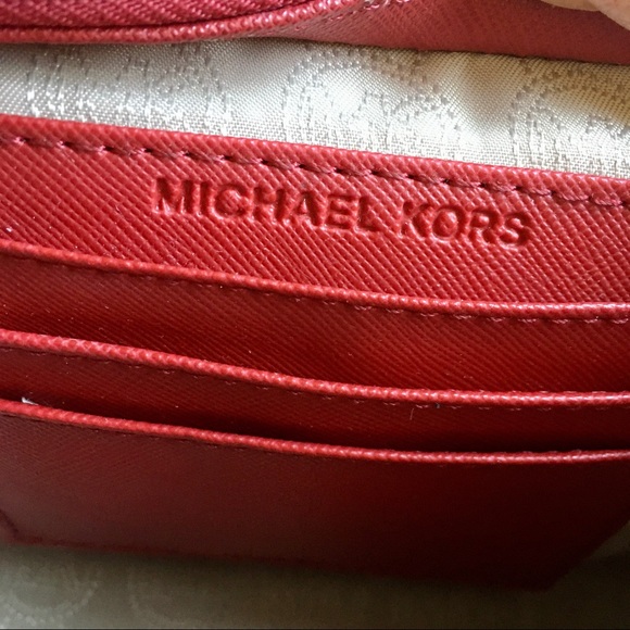 🥀Michael Kors Red Selma Mini Messenger Purse - Picture 13 of 16